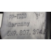 ŚLIZG ZDERZAKA PRAWY TYŁ GOLF VIII KOMBI 5H9807394