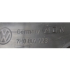 VW T5 LIFT 7H0 ŚLIZG ZDERZAKA MOCOWANIE ŚRODKOWE TYŁ TYLNE 7H0807723