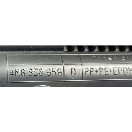 K13 AUDI Q8 4M LISTWA DRZWI LEWY PRZÓD 4M8853959D