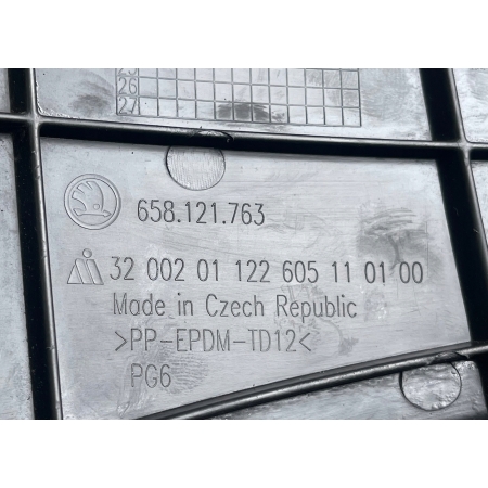SKODA KAMIQ KIEROWNICA POWIETRZA LEWA 658121763