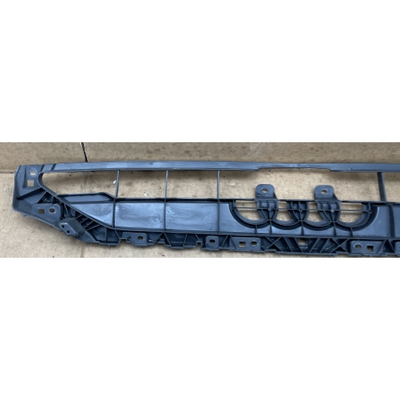 AUDI A4 B9 LIFT FL 2019 -  WZMOCNIENIE ATRAPY GRILLA 8W0807233C