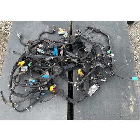 P8 GMC YUKON XL DENALI IV 2015 -  6.2 WIĄZKA INSTALACJA 84560223 84320589