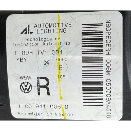 VW NEW BEETLE LIFT 2005 - LAMPA PRAWA PRZÓD PRZEDNIA 1C0941006M