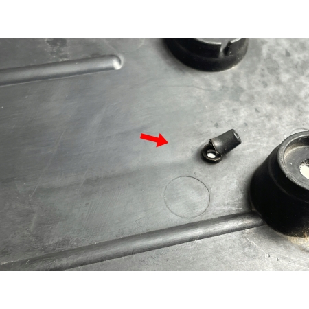 BMW 1 F40 M-PAKIET PODKŁADKA TABLICY REJESTRACYJNEJ PRZÓD 8071152