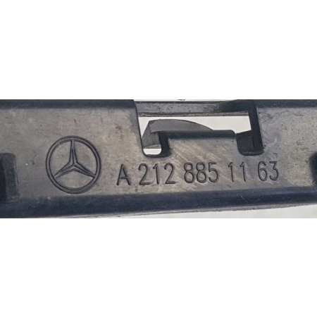 ŚLIZG ZDERZAKA LEWY TYŁ MERCEDES W212 KOMBI