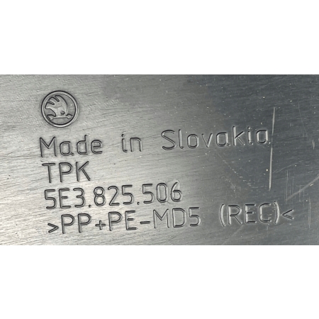 SKODA OCTAVIA 4 IV 5E3 PŁYTA OSŁONA PODWOZIA PRAWA ORYGINAŁ 5E3825506