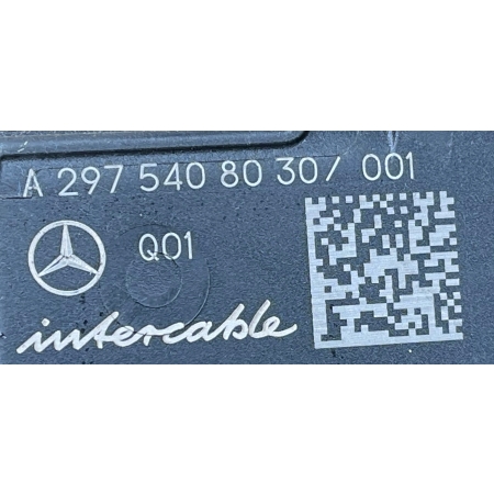 MERCEDES EQS V297 SKRZYNKA BEZPIECZNIKÓW A2975408030