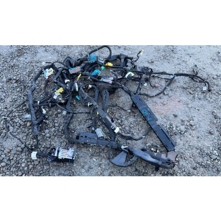 O2 CADILLAC ESCALADE IV 2014 - WIĄZKA PRZEWODY INSTALACJA 84144250