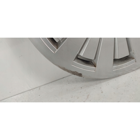 AK80 KOŁPAK AUDI A4 B9 8W0601147 ORYGINAŁ 16