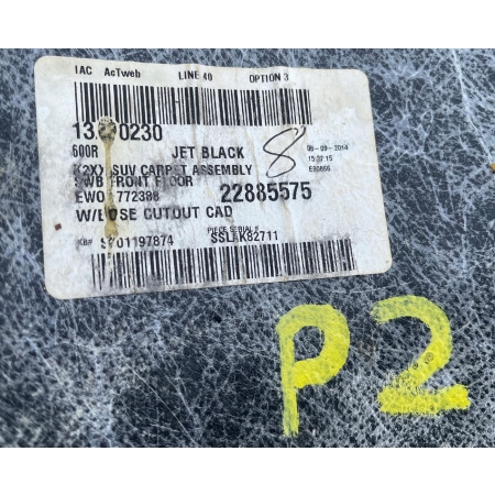 P2 CADILLAC ESCALADE IV 2014 - WYKŁADZINA PODŁOGI DYWANY 84118394 22885575