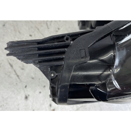 OPEL CROSSLAND X LAMPA PRZÓD PRAWA PRZEDNIA 13467968 26.11.18