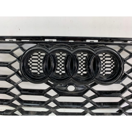 AUDI RS4 B9 LIFT ATRAPA GRILL 8W0853651BF