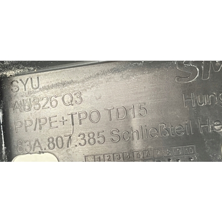 AUDI Q3 II 83A ŚLIZG ZDERZAKA TYŁ 83A807385