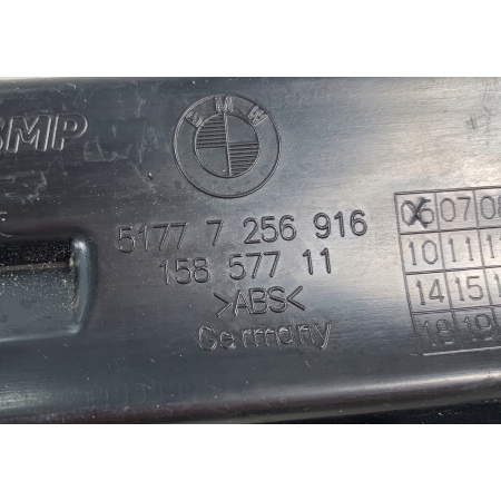 BMW 3 F31 ŚLIZG LISTWY PROGOWEJ PRAWY 7256916