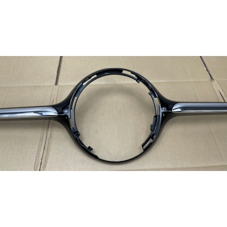 MERCEDES C-KLASA W206 AMG LISTWA GRILLA ATRAPY A2068885000