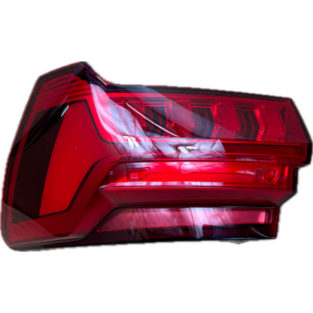 AUDI A6 C8 SEDAN 4K5 LAMPA PRAWA TYŁ TYLNA 4K5945224C