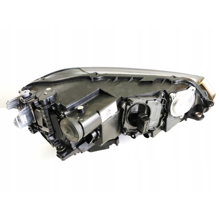 VW SPORTSVAN LIFT LAMPA LEWA FULL LED 517941081