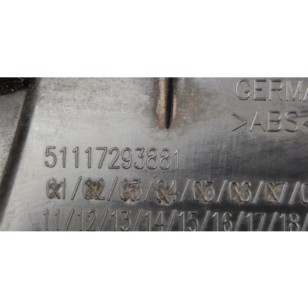 ŚLIZG HALOGENU LEWY PRZÓD BMW F22 F23 7293881