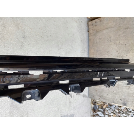 LPA297 BMW i4 G26 M-PAKIET LISTWA PROGOWA PRAWA 8078580