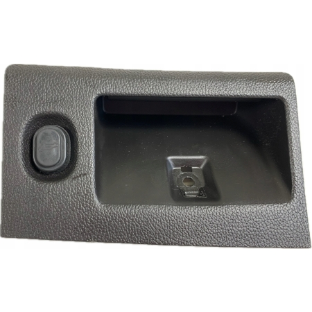 P2 CADILLAC ESCALADE IV 2014 - PRZYCISK PANEL ZAMYKANIA KLAPY 23183544