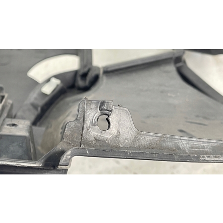 ŚLIZG ZDERZAKA PRZÓD LEWY BMW G30 G31 LIFT 9498601