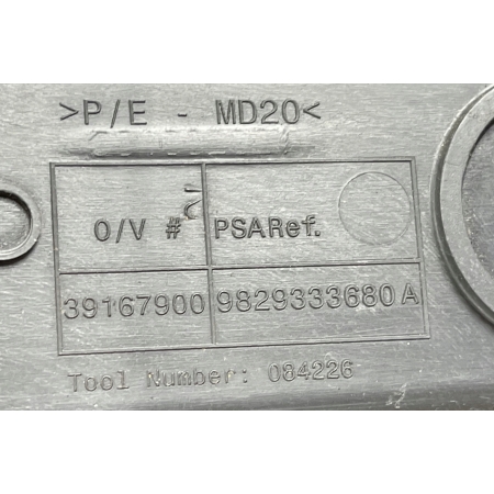 OPEL CORSA F ŚLIZG ZDERZAKA MOCOWANIE PRAWY TYŁ 9829333680