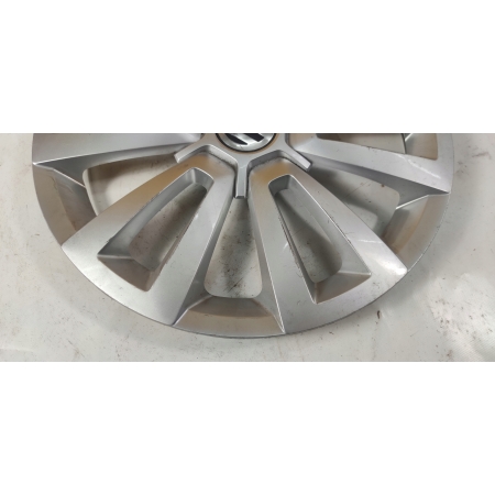 AK37 ORYGINAŁ KOŁPAK 16 CALI VW NEW BEETLE 5C0601147C