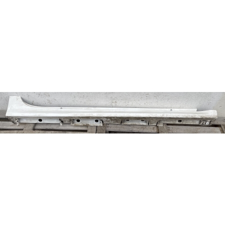 LPA318 TOYOTA YARIS IV 4 2020 - LISTWA PROGOWA PRAWA 75851-0D100