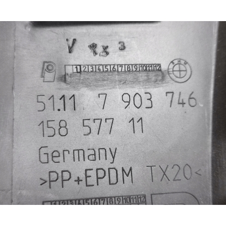 BMW Z4 E89 M-PAKIET ŚLIZG ZDERZAKA PRAWY PRZÓD 7903746
