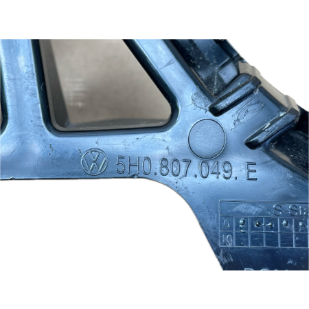 ŚLIZG ZDERZAKA PRZÓD PRZEDNI LEWY VW GOLF VIII 8 5H0807049E