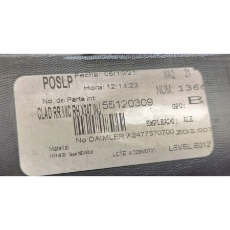 MERCEDES GLB A247 LISTWA DRZWI PRAWA TYŁ TYLNA A2477370700