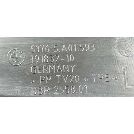 BMW 5 G60 G61 USZCZELKA GÓRNA BŁOTNIKA PRZÓD LEWA 5A01593