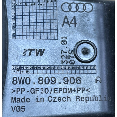AUDI A4 B9 KLAPKA WLEWU PALIWA DIESEL 8W0809906A