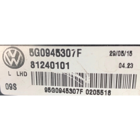 VW GOLF VII LAMPA LEWA TYŁ TYLNA LED W KLAPĘ 5G0945307F 29.05.15