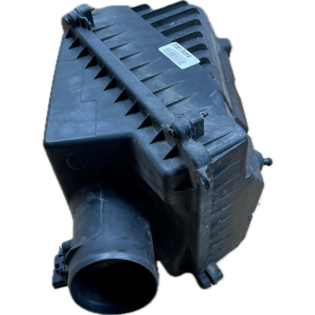 O2 CADILLAC ESCALADE IV 2014 -   6.2 V8 OBUDOWA FILTRA POWIETRZA 84061302