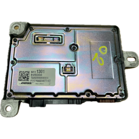 O2 CADILLAC ESCALADE IV 2014 - AMPLITUNER WZMACNIACZ AUDIO