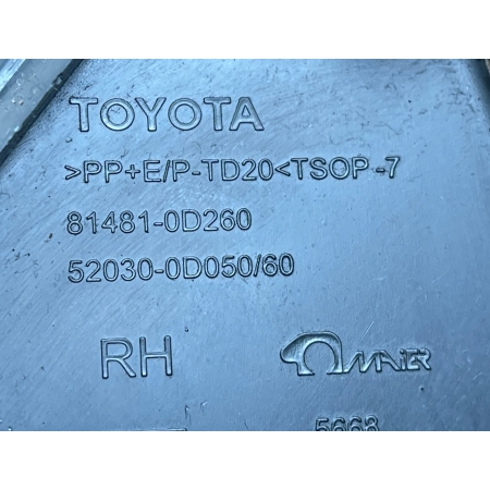 TOYOTA YARIS III LIFT 2014 - KRATKA PRAWA ZDERZAKA PRZÓD 81481-0D260