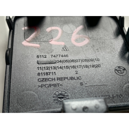 BMW 2 F44 2019- ZAŚLEPKA ZDERZAKA HAKA TYŁ