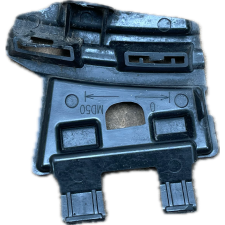 PEUGEOT 308 T9 LIFT 2017 - MOCOWANIE PRAWY ŚLIZG ZDERZAKA PRZÓD  AA38248537