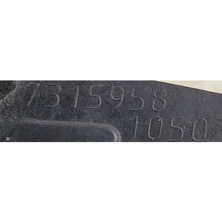 BMW X5 F15 UCHWYT SPRYSKIWACZA PRAWY 7315958