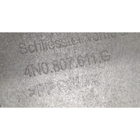 OSŁONA DOLNA ZDERZAKA PRZÓD AUDI S8 D5 4N0807611G