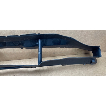 AUDI Q6 E-TRON KIEROWNICA WLOT POWIETRZA 85H121333C