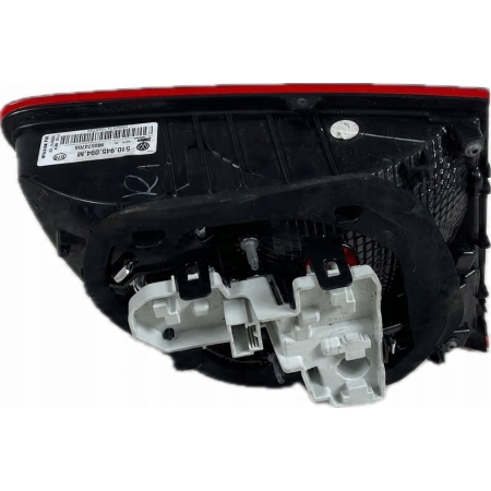 VW GOLF VII SPORTSVAN LAMPA PRAWA TYŁ TYLNA W KLAPĘ 510945094M 28.08.16 ORG
