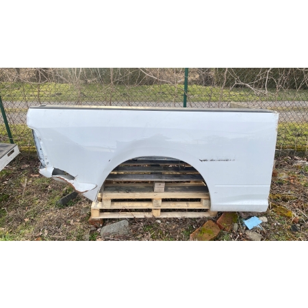 DODGE RAM 1500 IV LIFT 14- BŁOTNIK PRAWY TYŁ TYLNY DŁUGA PAKA