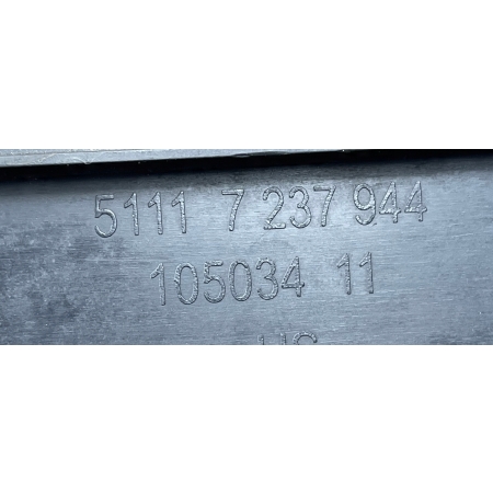 BMW X3 F25 PODKŁADKA TABLICY REJESTRACYJNEJ PRZÓD 7237944