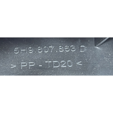 VW GOLF VIII 8 5H9 KOMBI ŚLIZG ZDERZAKA MOCOWANIE TYŁ 5H9807863D