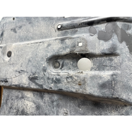 P9 GMC YUKON XL IV 2015 - 5.3 DOLNA OSŁONA SILNIKA 20968167