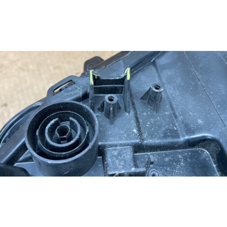 CUPRA FORMENTOR LAMPA PRAWA PRZÓD FULL LED 5FG941008F