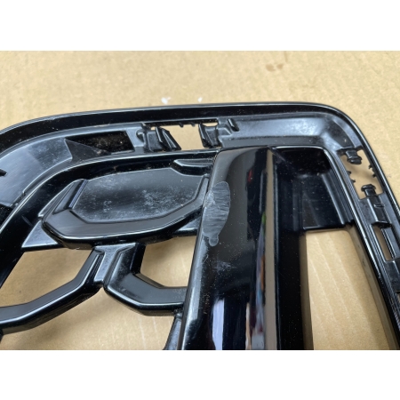 AUDI Q7 S-LINE II 4M DRUGI LIFT 2024 - PRAWA KRATKA ZDERZAKA 4M0807682AP