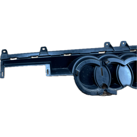 AUDI Q7 II 2016 - NAKŁADKA WZMOCNIENIE ZNACZKA ATRAPY 4M0853037E